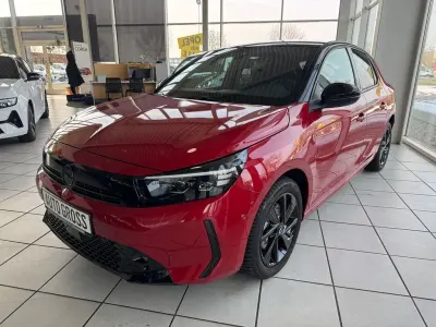 Gebraucht Opel Corsa 101 PS (74 kW) 2024 Lackierung peperoncino red/typ (metallic) Kleinwagen