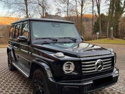 Second-hand Mercedes G450 367 CP (269 kW) 2024 Negru SUV
