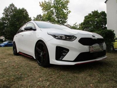 Kia ProCeed GT