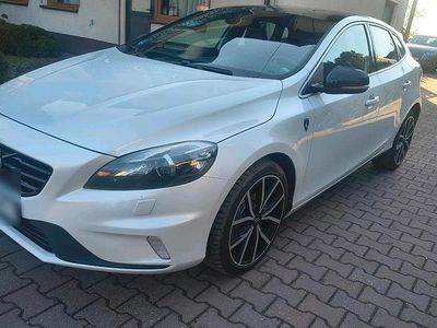 Gebraucht Volvo V40 R-Design 190 PS (139 kW) 2015 Limousine