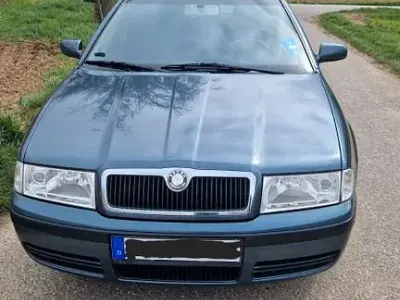 Używany Skoda Octavia Style 131 KM (96 kW) 2004 Szary Kombi
