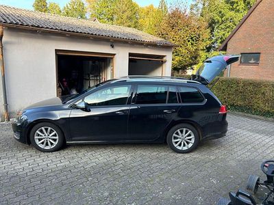Gebraucht VW Golf VII Allstar 125 PS (91 kW) 2016 Schwarz Kombi