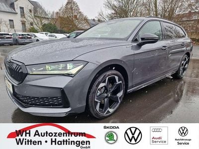 Nuova Skoda Superb SportLine 150 CV (110 kW) 2026 Grigio Station wagon