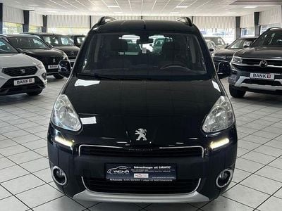 Gebraucht Peugeot Partner Tepee Active 98 PS (72 kW) 2014 Noir onyx Van / Kleinbus