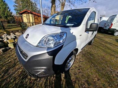 Gebraucht Fiat Fiorino S 80 PS (58 kW) 2022 Weiss Van / Kleinbus