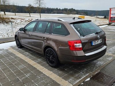 gebraucht Skoda Octavia 2.0 TDI DSG CLEVER Combi CLEVER