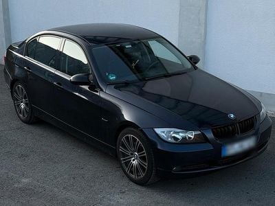 Blau Gebraucht 2006 BMW 320 Limousine | 3.999 € (Fairer Preis)