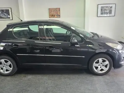 Gebraucht Peugeot 207