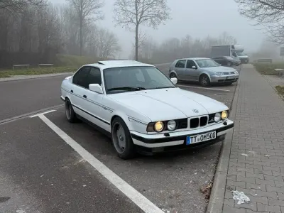 Gebraucht BMW 535 211 PS (155 kW) 1991 Weiß Limousine