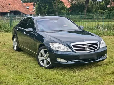 Gebraucht Mercedes S500 387 PS (284 kW) 2006 Blau Limousine