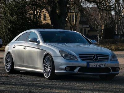 Gebraucht Mercedes CLS63 AMG AMG 387 PS (284 kW) 2006 Grau Limousine