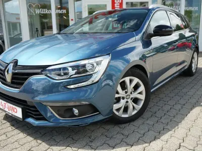Gebraucht Renault Mégane GrandTour 116 PS (85 kW) 2019 Blau Kombi