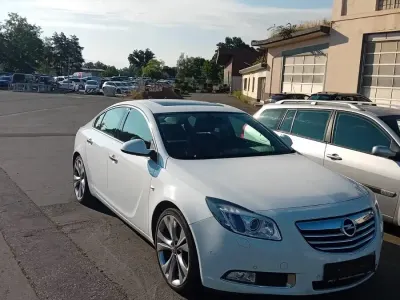 Gebraucht Opel Insignia 260 PS (191 kW) 2011 Limousine