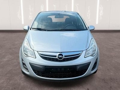 Begagnad Opel Corsa Active 69 HK (50 kW) 2013 Silver Halvkombi