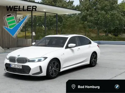 Gebraucht BMW 330e M Sport 292 PS (214 kW) 2025 Mineralweiß (weiß) Limousine