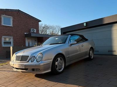 Silber Gebraucht 2001 Mercedes CLK230 Cabrio | 1.999 € (Superpreis)