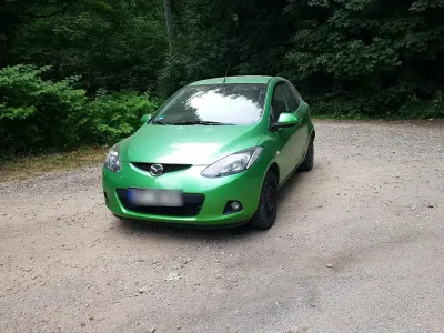 Gebraucht Mazda 2 75 PS (55 kW) 2008 Grün Kleinwagen
