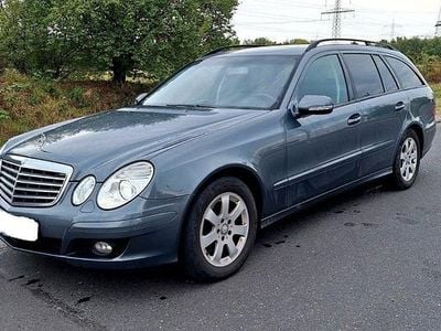 Mercedes E280