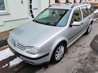 Grau Gebraucht 2004 VW Golf IV Kombi | 1.500 € (Guter Preis)