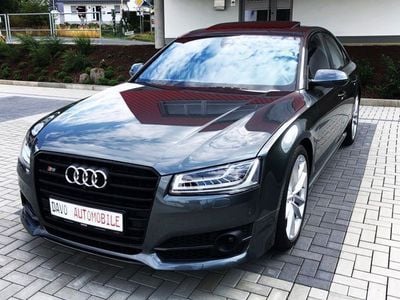 Audi S8 plus