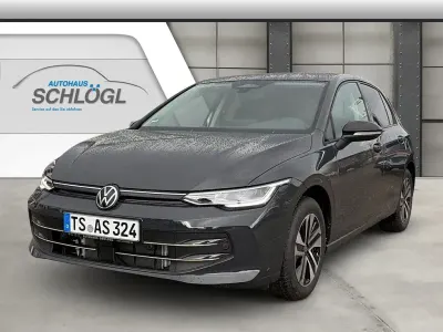 Gebraucht VW Golf VIII 150 PS (110 kW) 2026 Grau Limousine