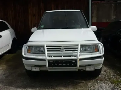Gebraucht Suzuki Vitara 80 PS (58 kW) 1994 Weiß SUV