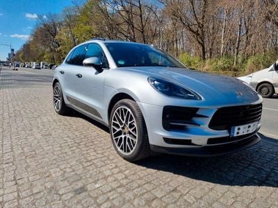 Porsche Macan S
