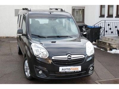 Gebraucht Opel Combo Edition 120 PS (88 kW) 2017 Mitternachtschwarz/midnight blac (metallic) Van / Kleinbus