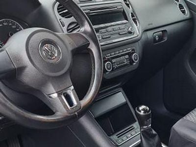 Gebraucht VW Tiguan Sportline 122 PS (89 kW) 2012 Schwarz SUV