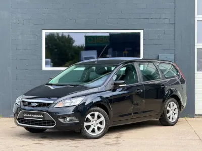Używany Ford Focus Titanium 125 KM (91 kW) 2009 Czarny Sedan/Limuzyna