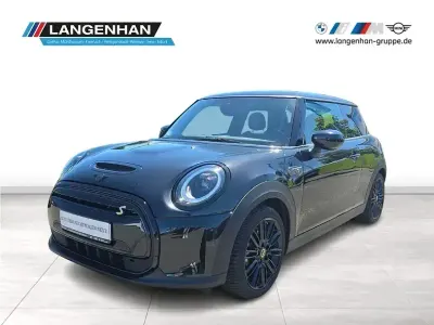 Gebraucht Mini Cooper SE 135 kW (184 PS) 2023 Schwarz Kleinwagen