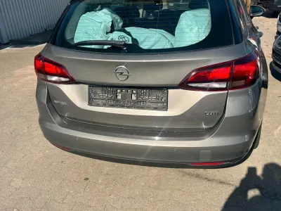 Gebraucht Opel Astra 136 PS (100 kW) 2016 Kombi