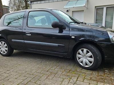 Usata Renault Clio IV Campus 75 CV (55 kW) 2012 Nero Utilitaria