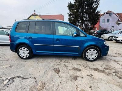 Blau Gebraucht 2007 VW Touran Conceptline Van / Kleinbus | 2.490 € (Guter Preis)