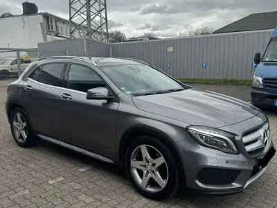 Gebraucht Mercedes GLA250 AMG 211 PS (155 kW) 2014 Grau SUV