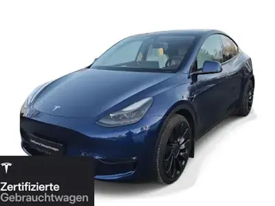 Usata Tesla Model Y Performance 321 kW (437 CV) 2024 Blu SUV