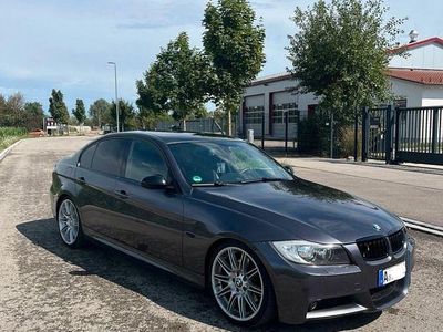 Gebraucht BMW 325 M Sport 197 PS (144 kW) 2007 Grau Limousine
