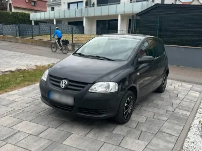 Używany VW Fox 55 KM (40 kW) 2005 Czarny Hatchback