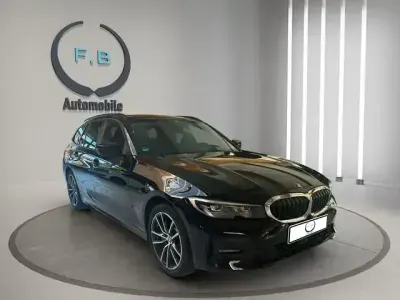 Second-hand BMW 330 Advantage 286 CP (210 kW) 2022 Negru Break
