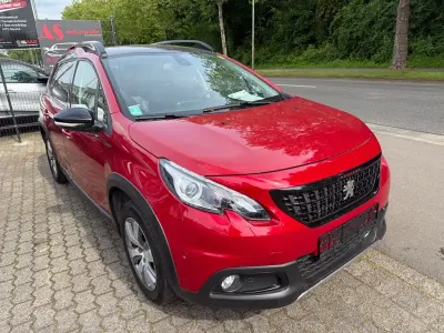 Gebraucht Peugeot 2008 GT-line 110 PS (80 kW) 2018 Rot SUV