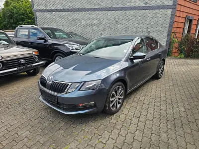 Gebraucht Skoda Octavia Clever 116 PS (85 kW) 2018 Quarzgrau metallic Limousine