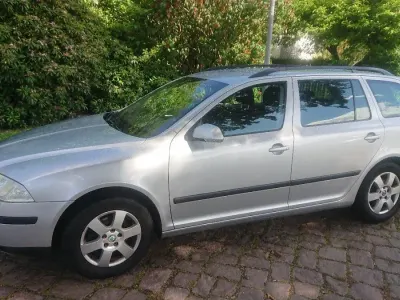 Gebraucht Skoda Octavia 105 PS (77 kW) 2008 Kombi