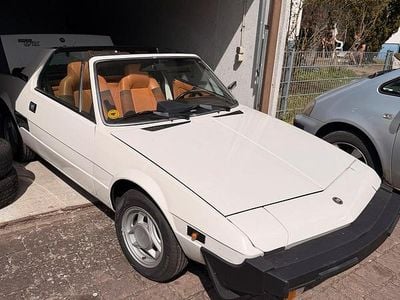 Begagnad Fiat X 1/9 84 HK (61 kW) 1979 Vit Cab