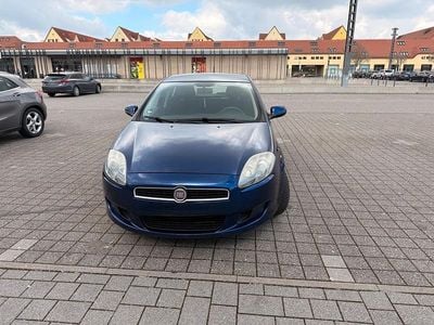 Gebraucht Fiat Bravo 90 PS (66 kW) 2010 Blau Kleinwagen