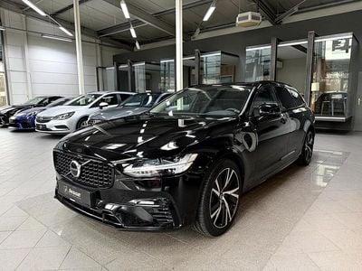 Gebraucht Volvo V90 Plus 398 PS (292 kW) 2022 Schwarz metallic Kombi