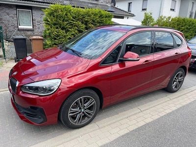 Gebraucht BMW 220 Active Tourer Sport Line 192 PS (141 kW) 2018 Rot Van / Kleinbus