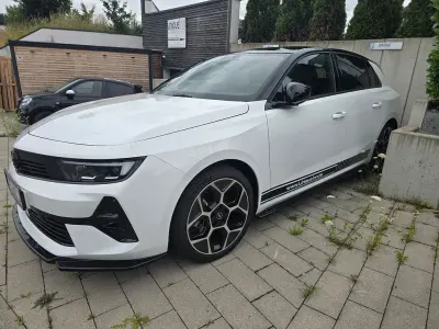 Gebraucht Opel Astra 136 PS (100 kW) 2025 Weiß Kleinwagen