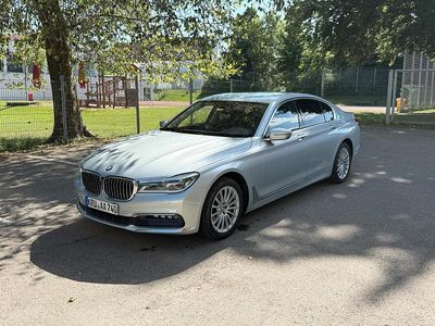 BMW 740