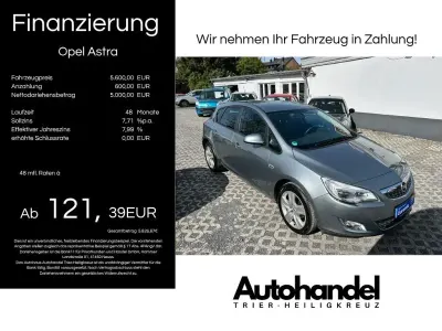 Usata Opel Astra Design Edition 116 CV (85 kW) 2011 Argento Utilitaria