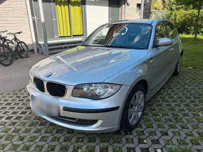 Gebraucht BMW 116 122 PS (89 kW) 2008 Grau Kleinwagen